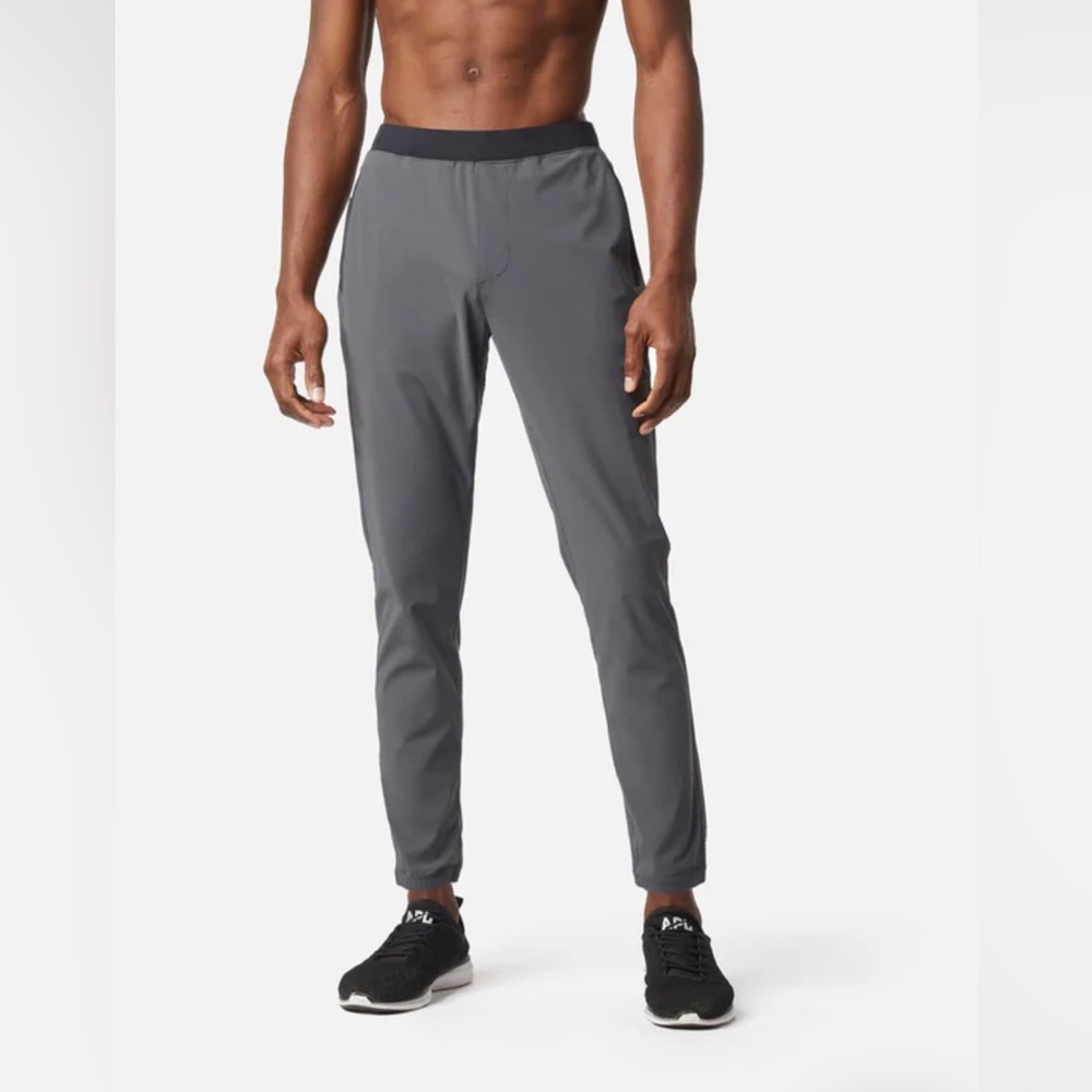 Rhone Versatility Pant in Light Grey NEW WITH TAGS